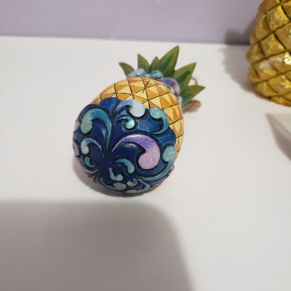 Christmas Tree Ornaments Pineapples Pickle Holiday Lot Of 4 - Picture 2 of 5